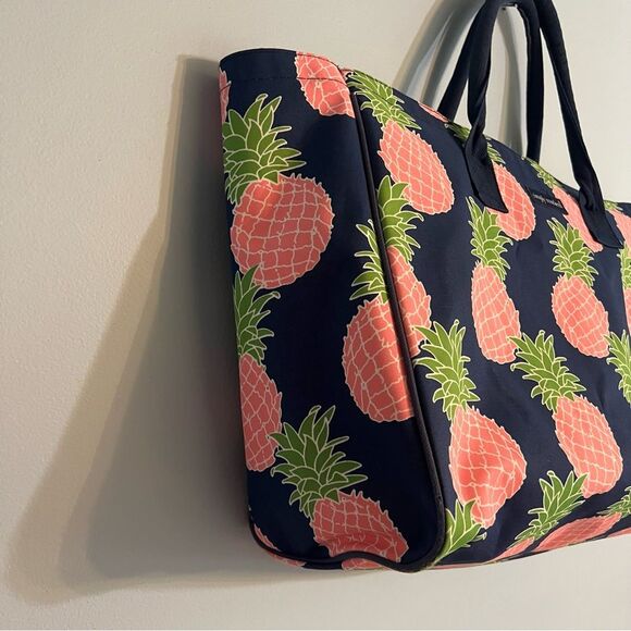 Simply Southern large beach/travel bag- navy and pink pineapple EUC - Picture 7 of 14